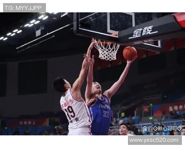 北京篮球队中路突破战术解析与球员表现分析